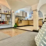 Il Duca E La Cicala - Guest House Near Acquario