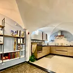 Il Duca E La Cicala - Guest House Near Acquario